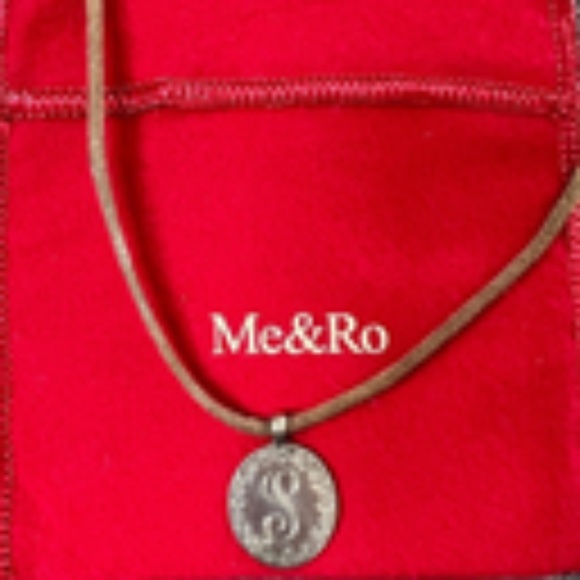 Me&Ro Silver Initial 'S' Floral Necklace on Leather Cord, Rare!!! - Picture 3 of 5